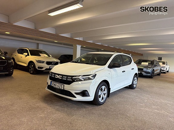 Dacia Sandero 3 of 5
