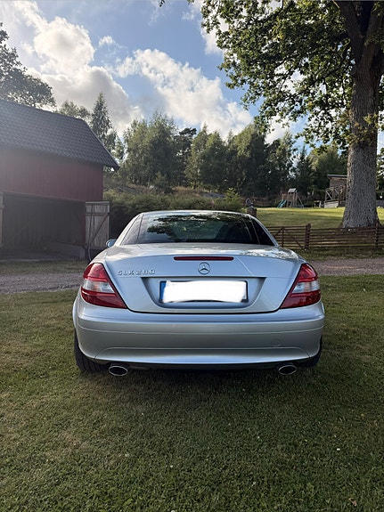 Mercedes-Benz SLK280 3 of 5