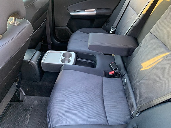 Subaru Forester 9 of 12
