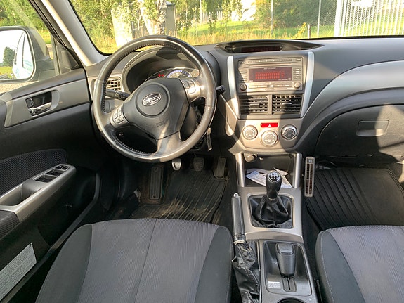 Subaru Forester 7 of 12