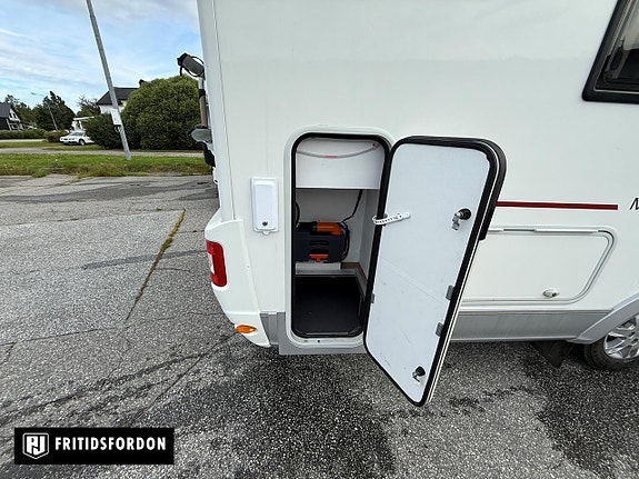 Adria MATRIX SUPREME M 687 SLT 8 of 17