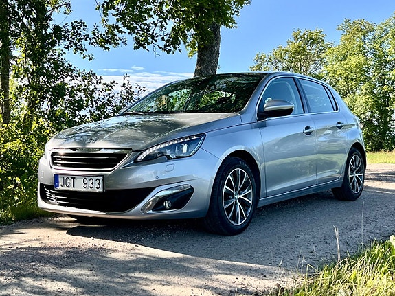 Peugeot 308 3 of 5
