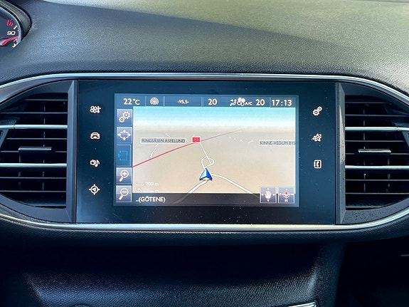 Peugeot 308 9 of 12