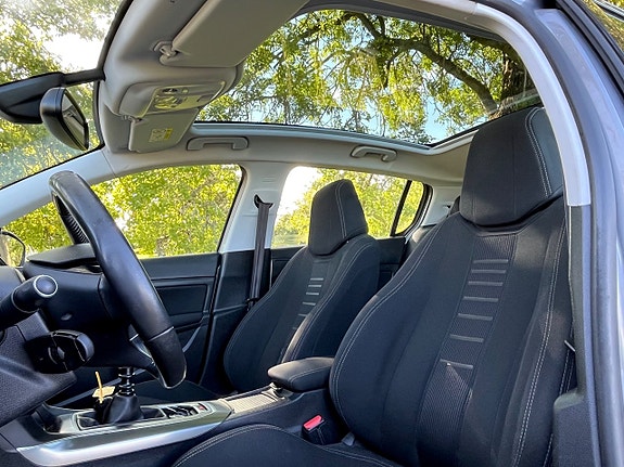 Peugeot 308 6 of 12