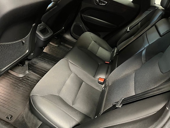 Volvo XC60 5 of 5
