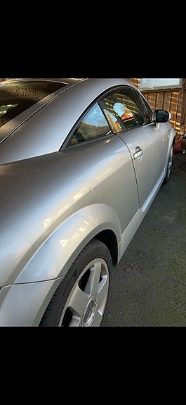 Audi TT 3 of 5