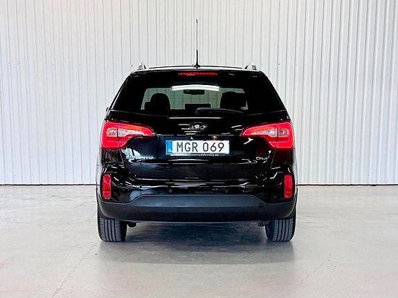 Kia Sorento 4 of 5