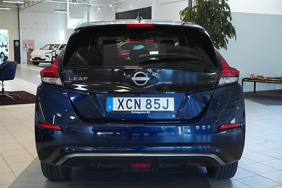 Nissan Leaf 6 of 21
