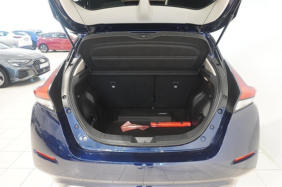 Nissan Leaf 16 of 16