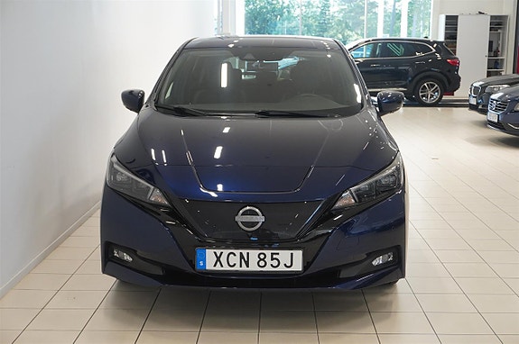 Nissan Leaf 5 of 16
