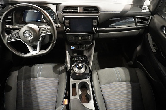 Nissan Leaf 2 of 15