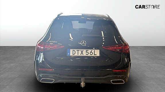 Mercedes-Benz C300 e 7 of 12