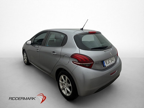 Peugeot 208 4 of 5