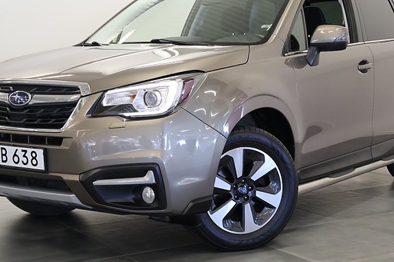 Subaru Forester 2 of 5
