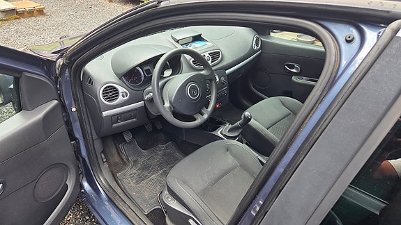 Renault Clio 4 of 5