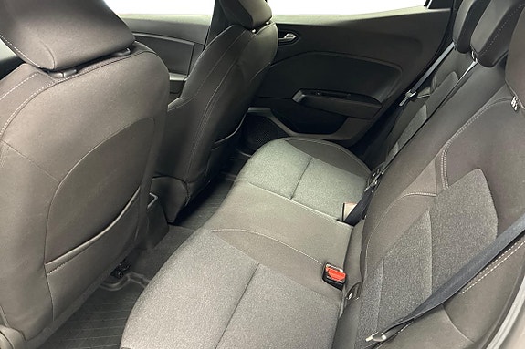 Renault Clio 13 of 21