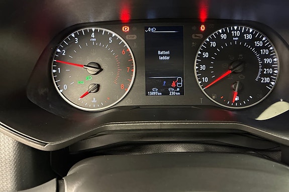 Renault Clio 18 of 21