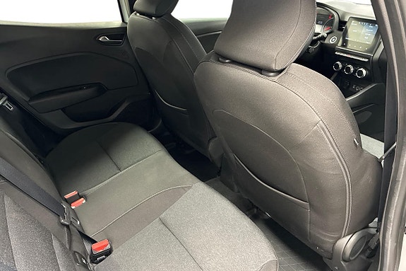 Renault Clio 9 of 21