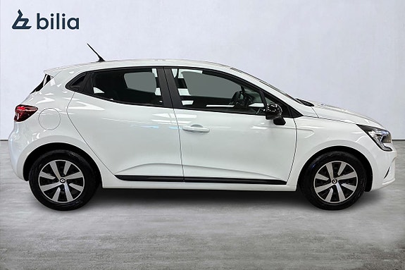 Renault Clio 16 of 21