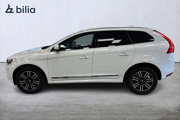 Volvo XC60 3 of 5