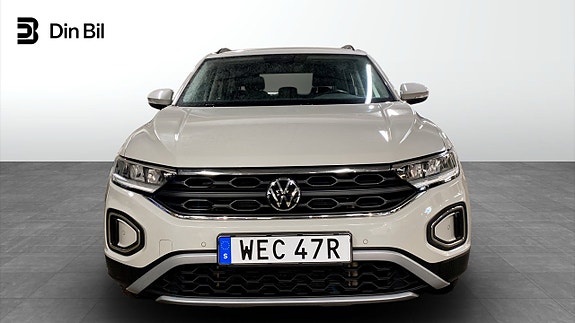 Volkswagen T-Roc 4 of 12