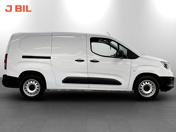 Opel Combo 8 of 24