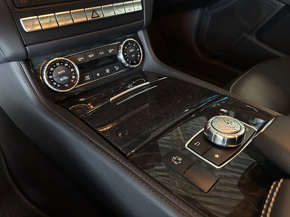 Mercedes-Benz CLS400 15 of 21