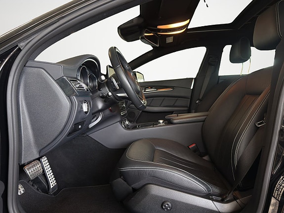 Mercedes-Benz CLS400 9 of 21