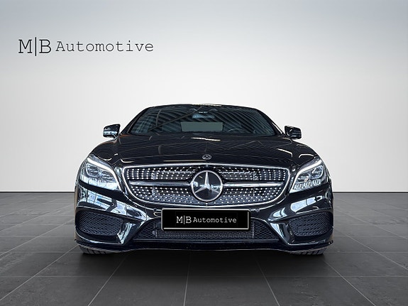 Mercedes-Benz CLS400 2 of 5