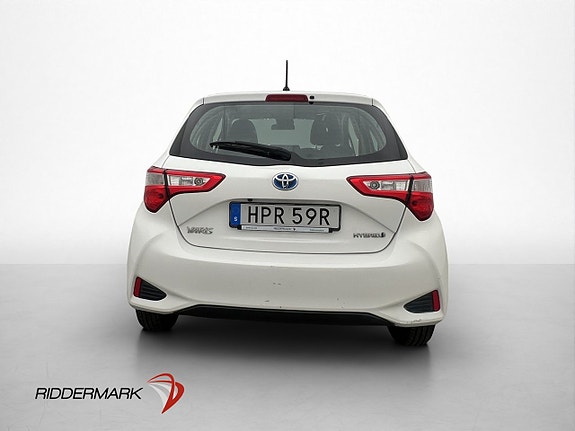 Toyota Yaris 5 of 26