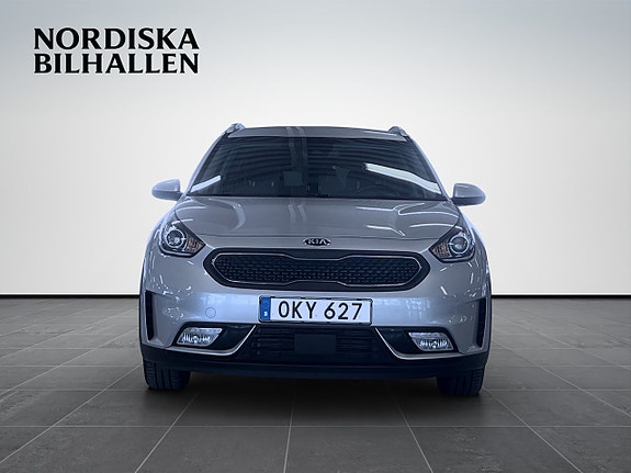 Kia Niro 2 of 18
