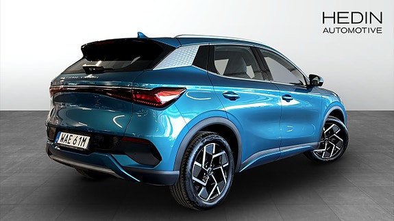 BYD Atto 3 2 of 5