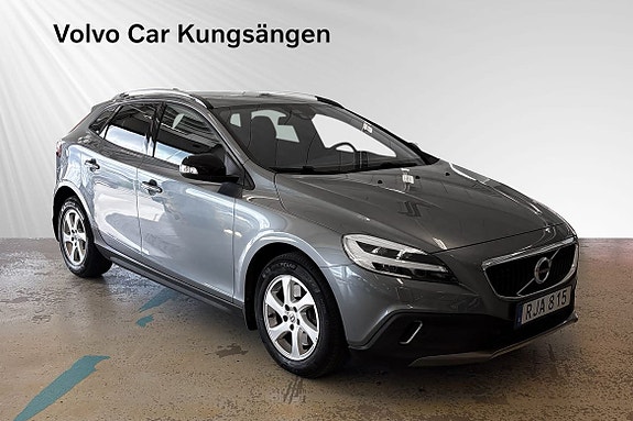 Volvo V40 Cross Country 6 of 20