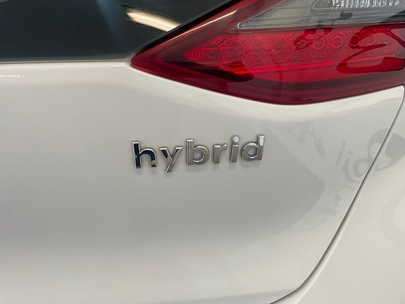 Hyundai IONIQ 2 of 5