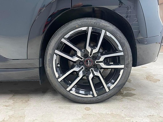 MINI Aceman SE 13 of 15