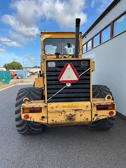 Volvo BM 4200B 3 of 7