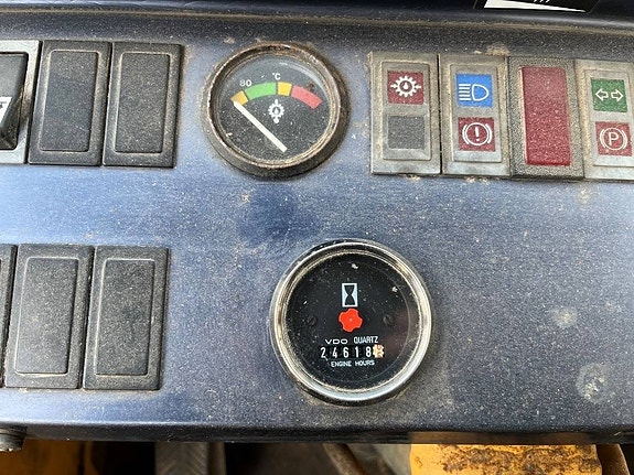 Volvo BM 4200B 7 of 7