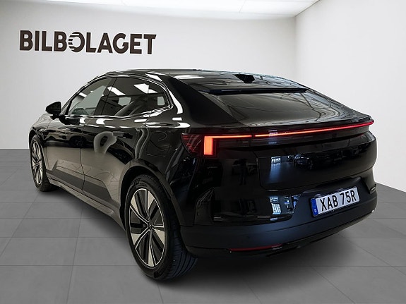 Polestar 4 3 of 14