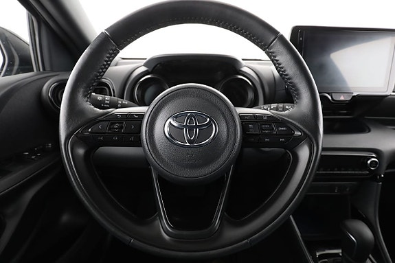 Toyota Yaris 19 of 30