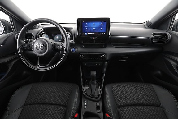 Toyota Yaris 13 of 30