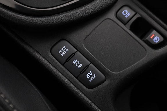 Toyota Yaris 30 of 30
