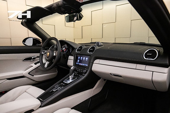 Porsche 718 Boxster GTS 17 of 25