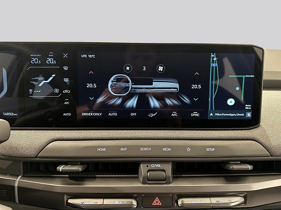 Kia EV3 13 of 18