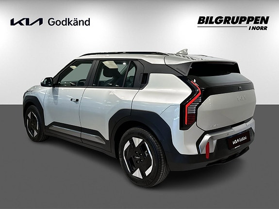 Kia EV3 6 of 18