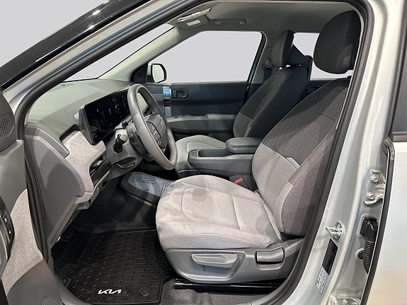 Kia EV3 8 of 18