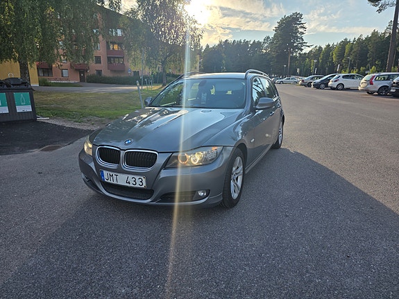 BMW 318i 7 of 7