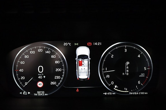 Volvo XC90 17 of 28