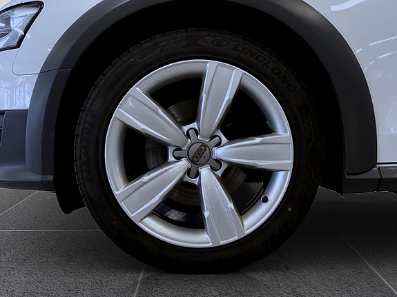 Audi A4 allroad 17 of 17
