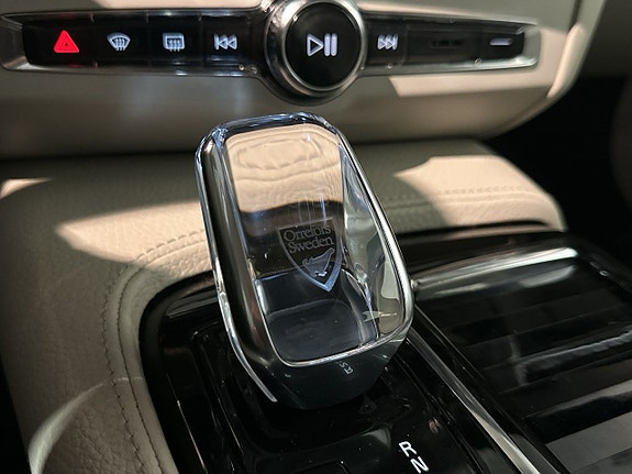 Volvo S90 22 of 26