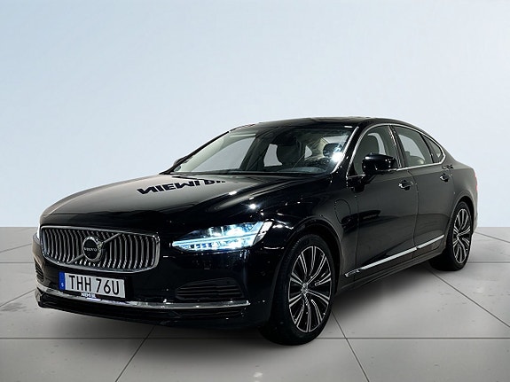 Volvo S90 16 of 26